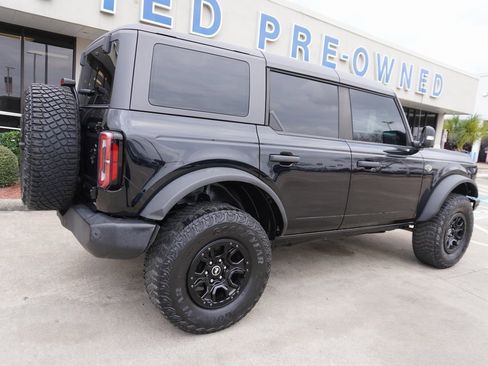 Certified 2022 Ford Bronco Wildtrak image 6