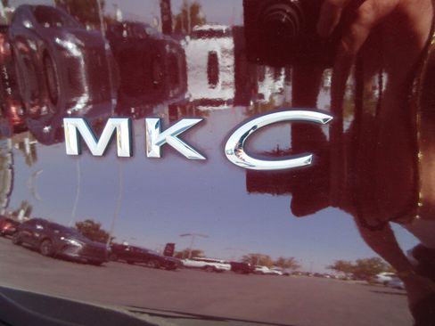 Used 2016 Lincoln MKC Reserve AWD/4WD image 8