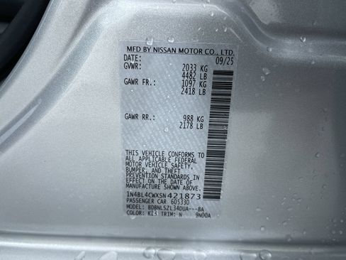 Certified 2025 Nissan Altima 2.5 SR AWD/4WD image 12