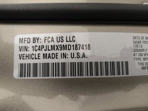 Used 2021 Jeep Cherokee Latitude Lux image 33