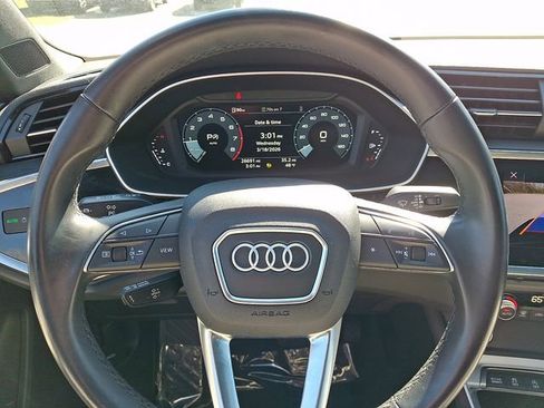 Used 2022 Audi Q3 2.0T Premium w/ Convenience Package AWD/4WD image 24