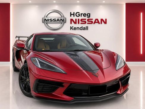 Used 2022 Chevrolet Corvette Stingray Preferred Cpe w/ Z51 Performance Package RWD image 3