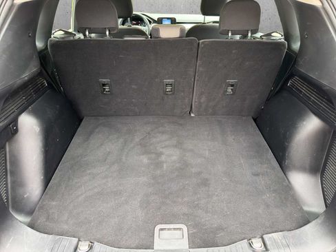 Used 2022 Ford Escape S AWD/4WD image 21