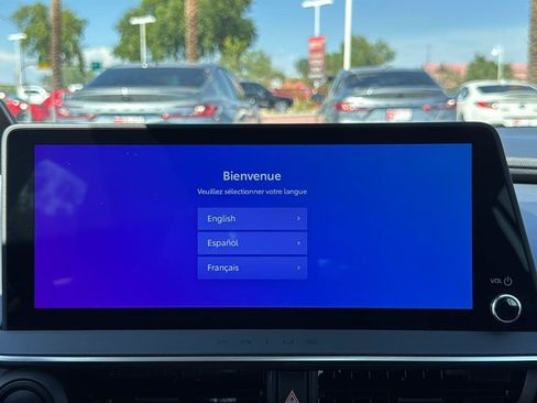 Used 2026 Toyota Prius Plug-In Hybrid FWD image 21