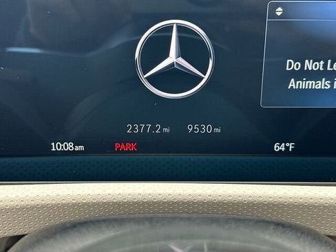 Used 2025 Mercedes-Benz CLA 250 4MATIC image 32