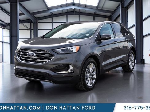 Certified 2024 Ford Edge Titanium AWD/4WD image 20