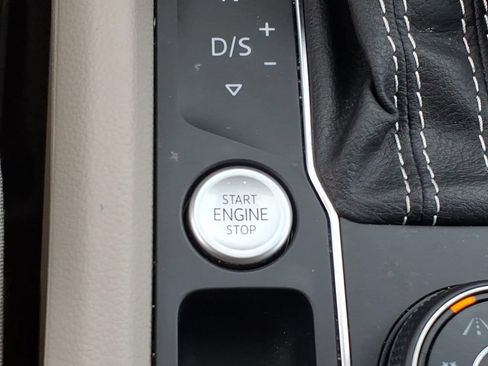 Used 2022 Volkswagen Atlas SE AWD/4WD image 27