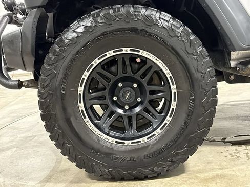 Used 2018 Jeep Wrangler Unlimited Sport S AWD/4WD image 26
