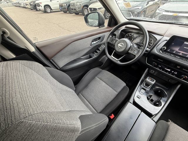 Used 2023 Nissan Rogue SV FWD image 13