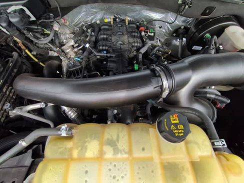 Used 2021 Ford Expedition Limited image 15