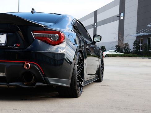 Used 2018 Subaru BRZ tS image 33