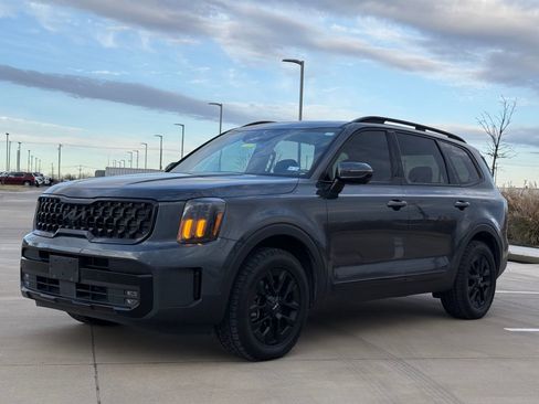 Used 2024 Kia Telluride SX X-Pro image 3
