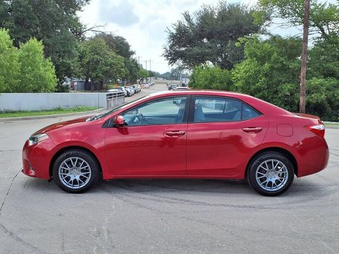 Used 2016 Toyota Corolla LE FWD image 6