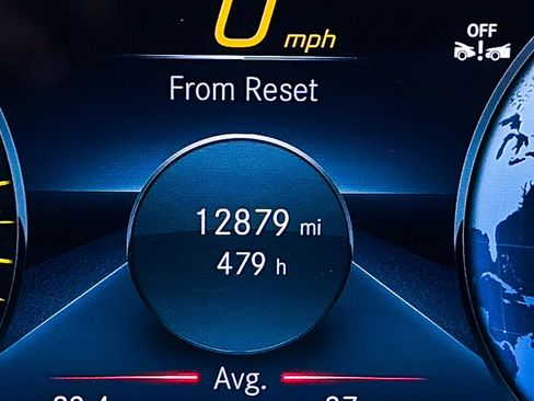 Used 2023 Mercedes-Benz CLA 250 w/ Premium Package image 33