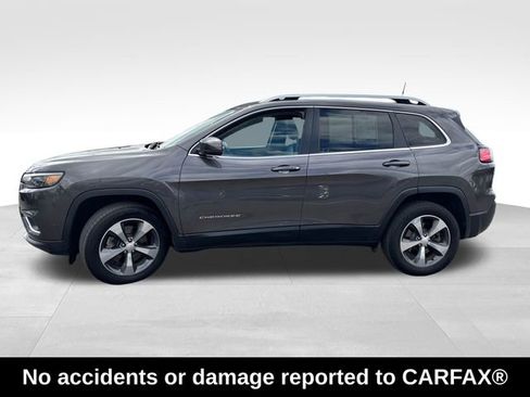 Used 2019 Jeep Cherokee Limited w/ Luxury Group AWD/4WD image 2