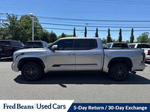 Used 2023 Toyota Tundra Platinum AWD/4WD image 19
