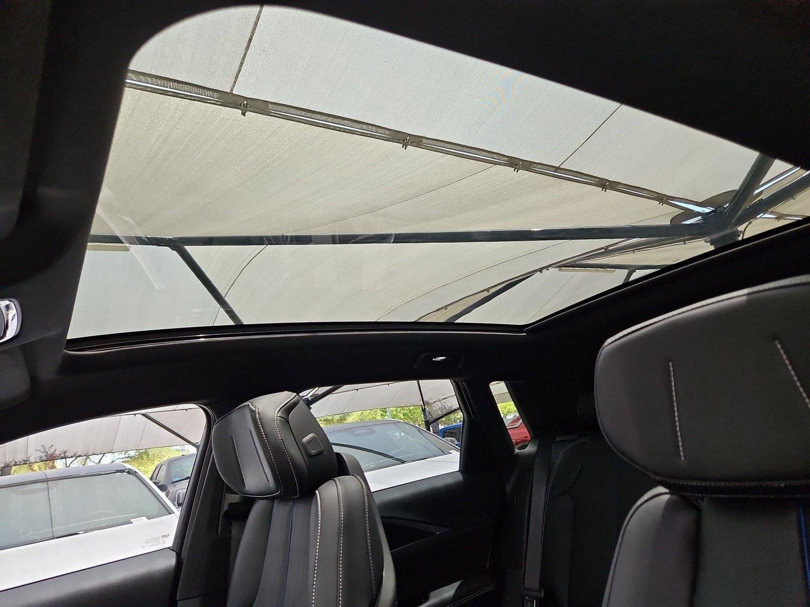 Certified 2024 Cadillac Lyriq Luxury RWD image 9