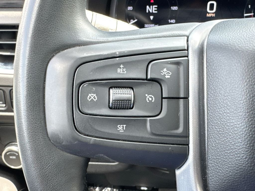 Used 2023 GMC Yukon SLT RWD image 21