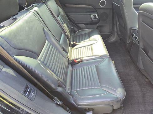Used 2019 Land Rover Discovery HSE AWD/4WD image 27