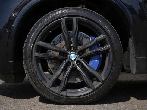 Used 2016 BMW X5 M image 13