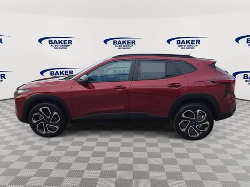 Used 2024 Chevrolet Trax RS w/ Driver Confidence Package FWD image 6