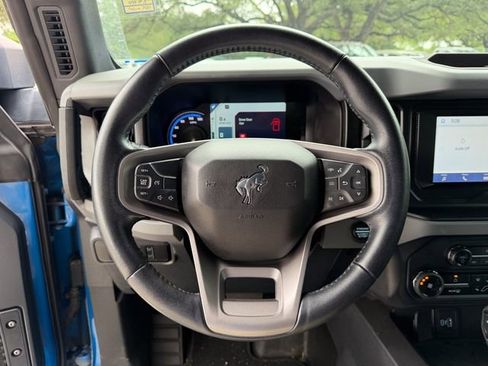 Used 2023 Ford Bronco Black Diamond AWD/4WD image 9
