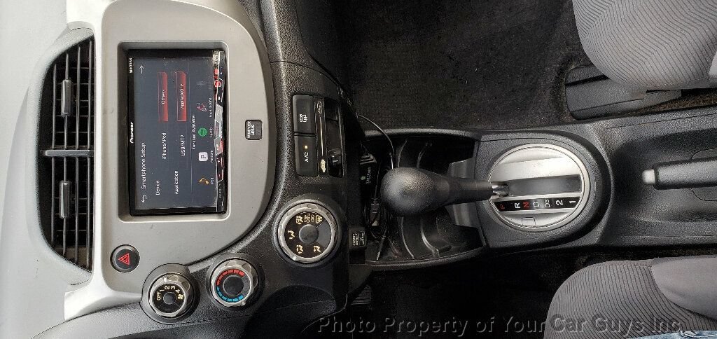 Used 2010 Honda Fit image 25
