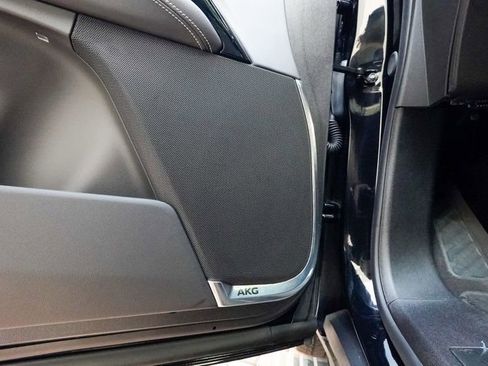 Used 2025 Cadillac Escalade Sport Platinum w/ LPO, ONYX Package image 51