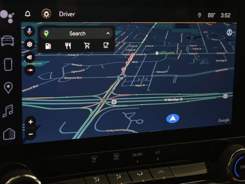 Used 2023 Chevrolet Colorado Z71 image 8