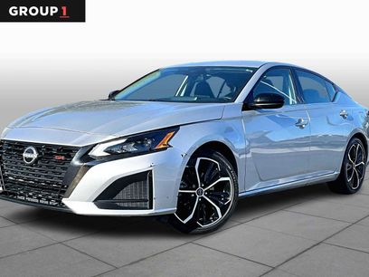 Used 2024 Nissan Altima 2.5 SR w/ SR Premium Package