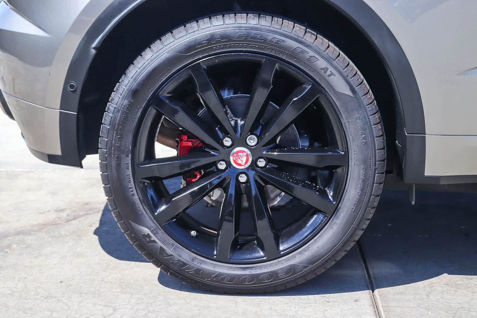 Used 2020 Jaguar E-PACE R-Dynamic HSE AWD/4WD image 8