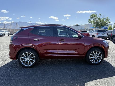 Used 2024 Buick Encore GX Avenir w/ Avenir Technology Package AWD/4WD image 4
