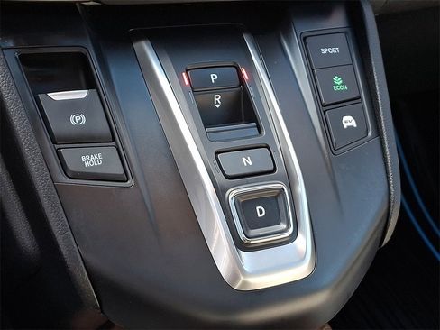 Used 2022 Honda CR-V Touring image 16