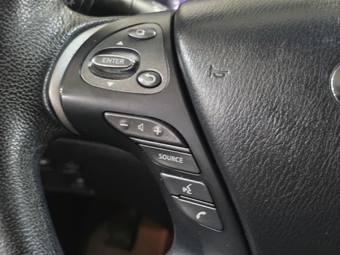 Used 2013 INFINITI JX35 Base w/ Premium Pkg image 35