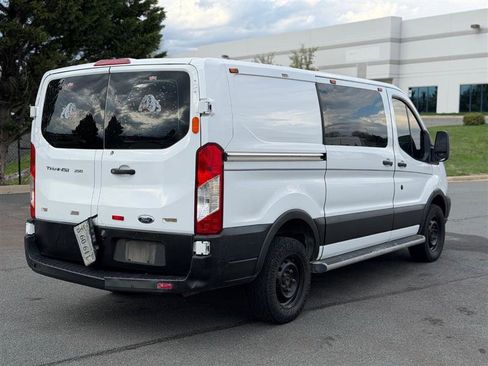 Used 2019 Ford Transit 250 130 Low Roof w/ Exterior Upgrade Package image 4