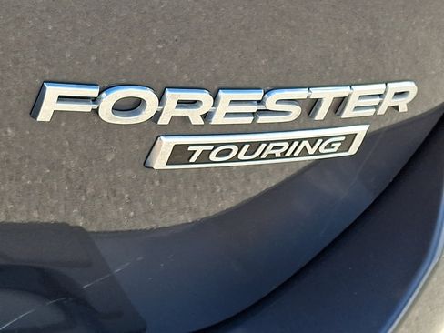 Used 2020 Subaru Forester Touring AWD/4WD image 31