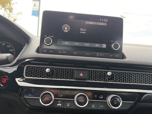 Used 2023 Honda Civic Sport image 9