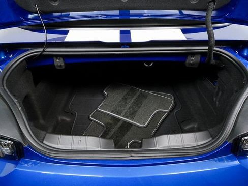 Used 2019 Chevrolet Camaro SS image 31