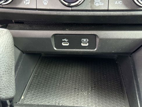 Certified 2023 Honda Accord EX image 24