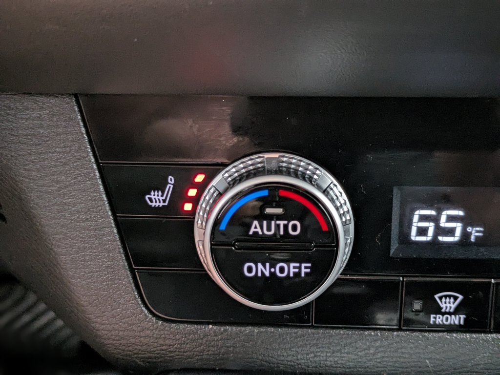 Used 2022 Mitsubishi Outlander SE AWD/4WD image 7
