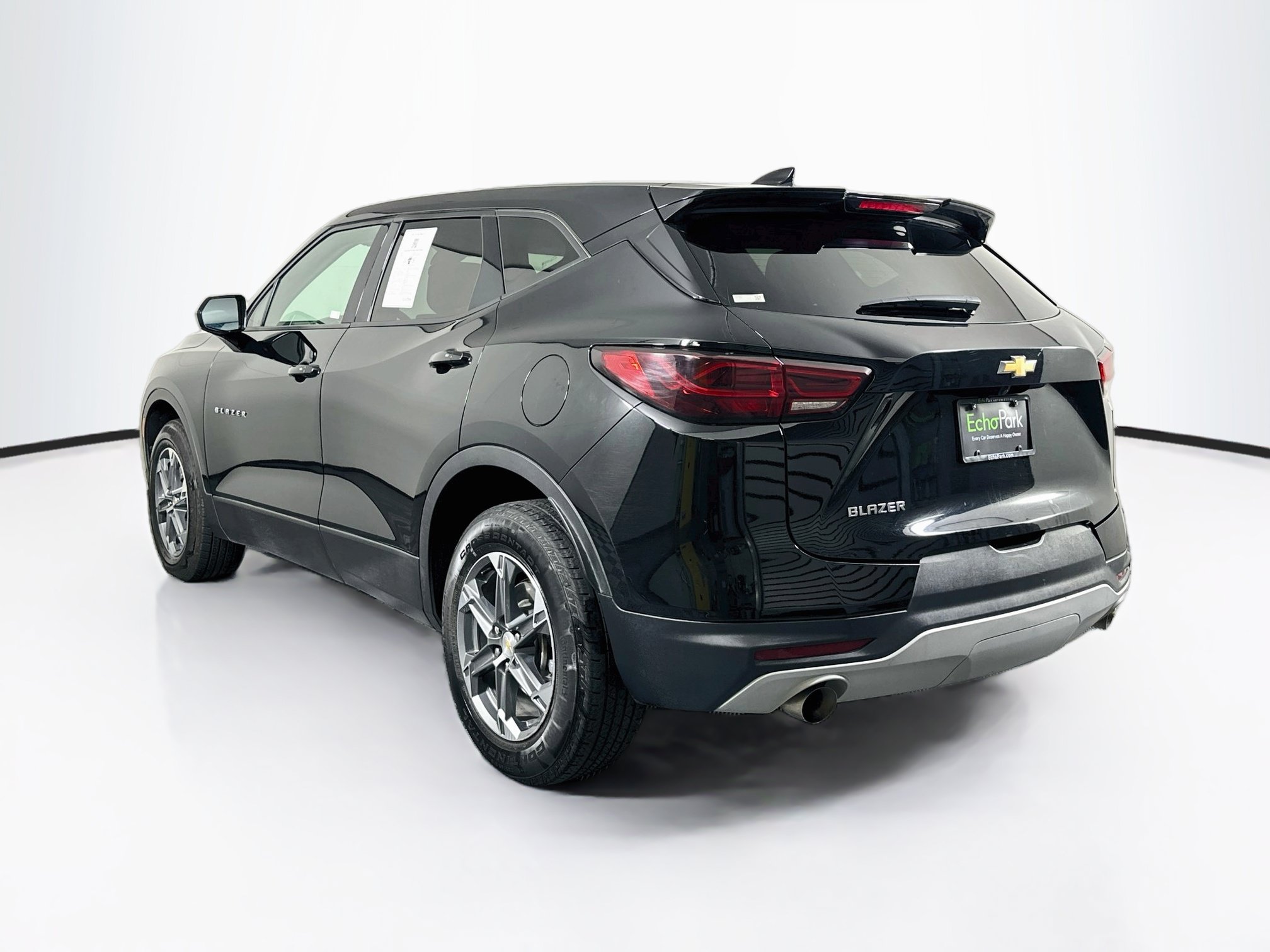 Used 2025 Chevrolet Blazer LT FWD image 5