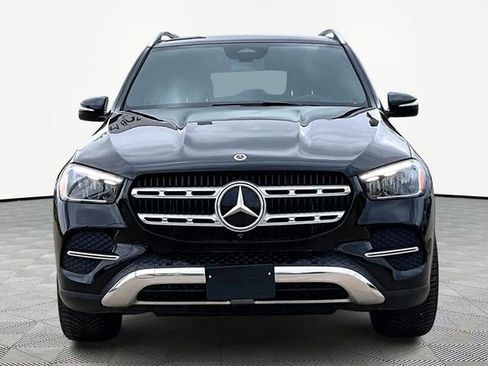 Used 2025 Mercedes-Benz GLE 350 4MATIC image 3