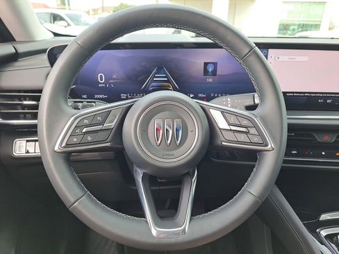 Used 2025 Buick Envision Preferred AWD/4WD image 15
