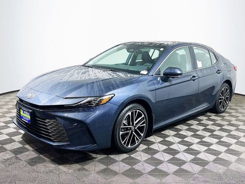 New 2026 Toyota Camry XLE AWD/4WD image 4