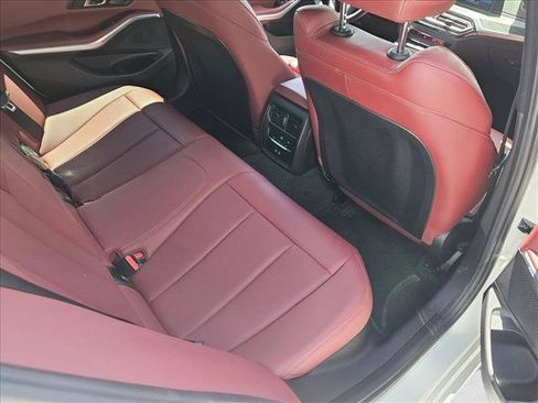 Certified 2024 BMW 330i Sedan w/ Convenience Package RWD image 18