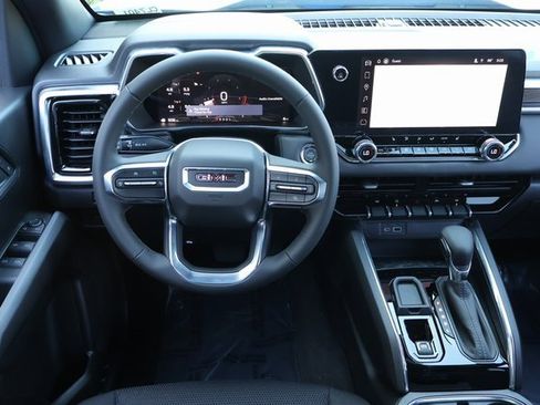 New 2026 GMC Canyon Elevation w/ Convenience Package image 14