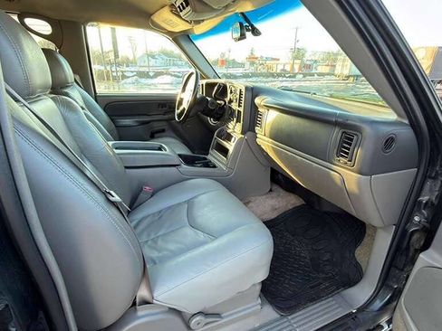Used 2003 Chevrolet Tahoe LS image 24