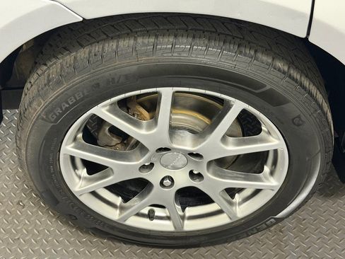 Used 2015 Dodge Journey R/T w/ Flexible Seating Group image 20