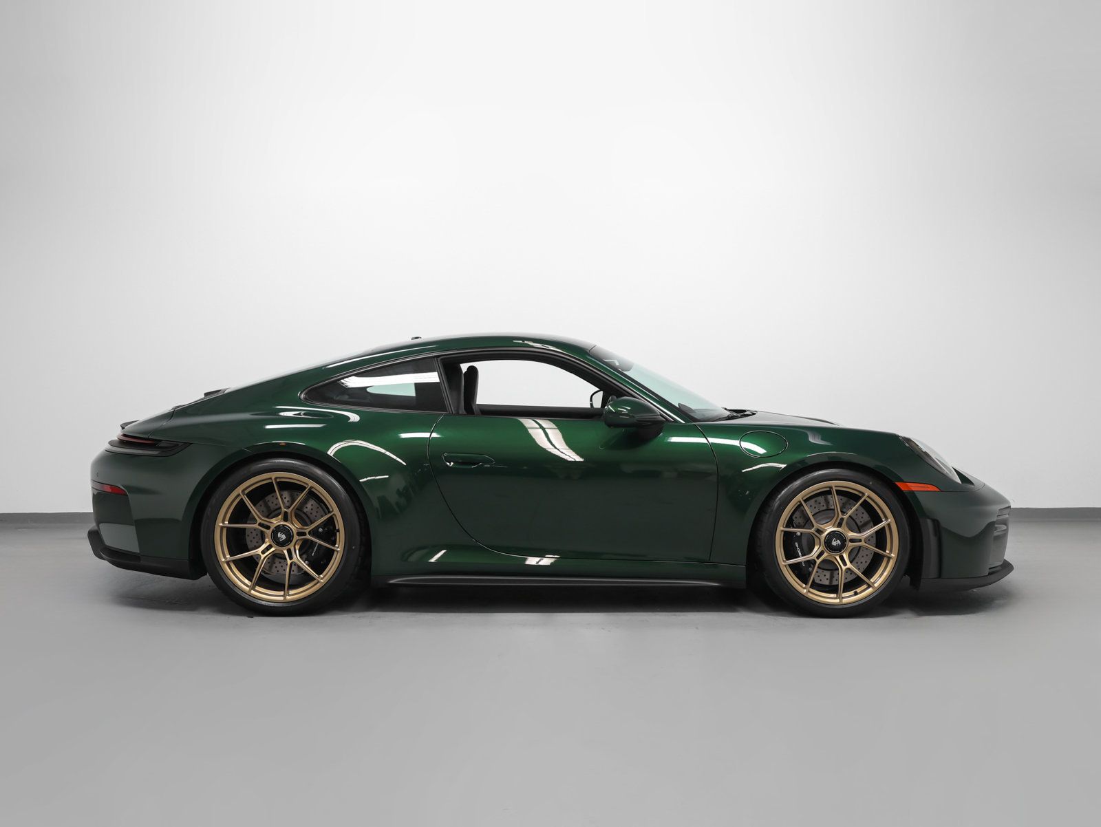 Certified 2026 Porsche 911 GT3 RWD image 13