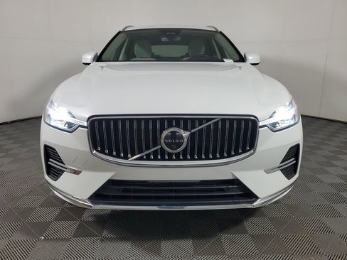 Used 2022 Volvo XC60 T8 Inscription w/ Advanced Package AWD/4WD image 2